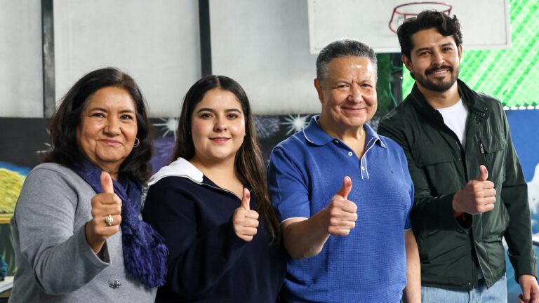 Participa el gobernador de Hidalgo en jornada electoral