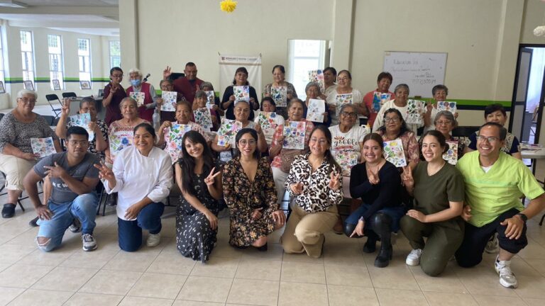 Taller de poesía atiende desarrollo mental de personas adultas mayores Acciones coordinadas en el valle del mezquital
