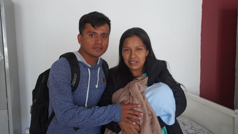 DIF Hidalgo brinda atención integral a matrimonio damnificado; vivieron el alumbramiento de su hijo