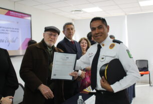 PIBEH impulsa la superación: policías y familiares culminan estudios de nivel medio superior