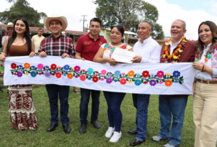 Gobierno de Hidalgo reconoce el talento artesanal en regiones Otomí-Tepehua y Huasteca
